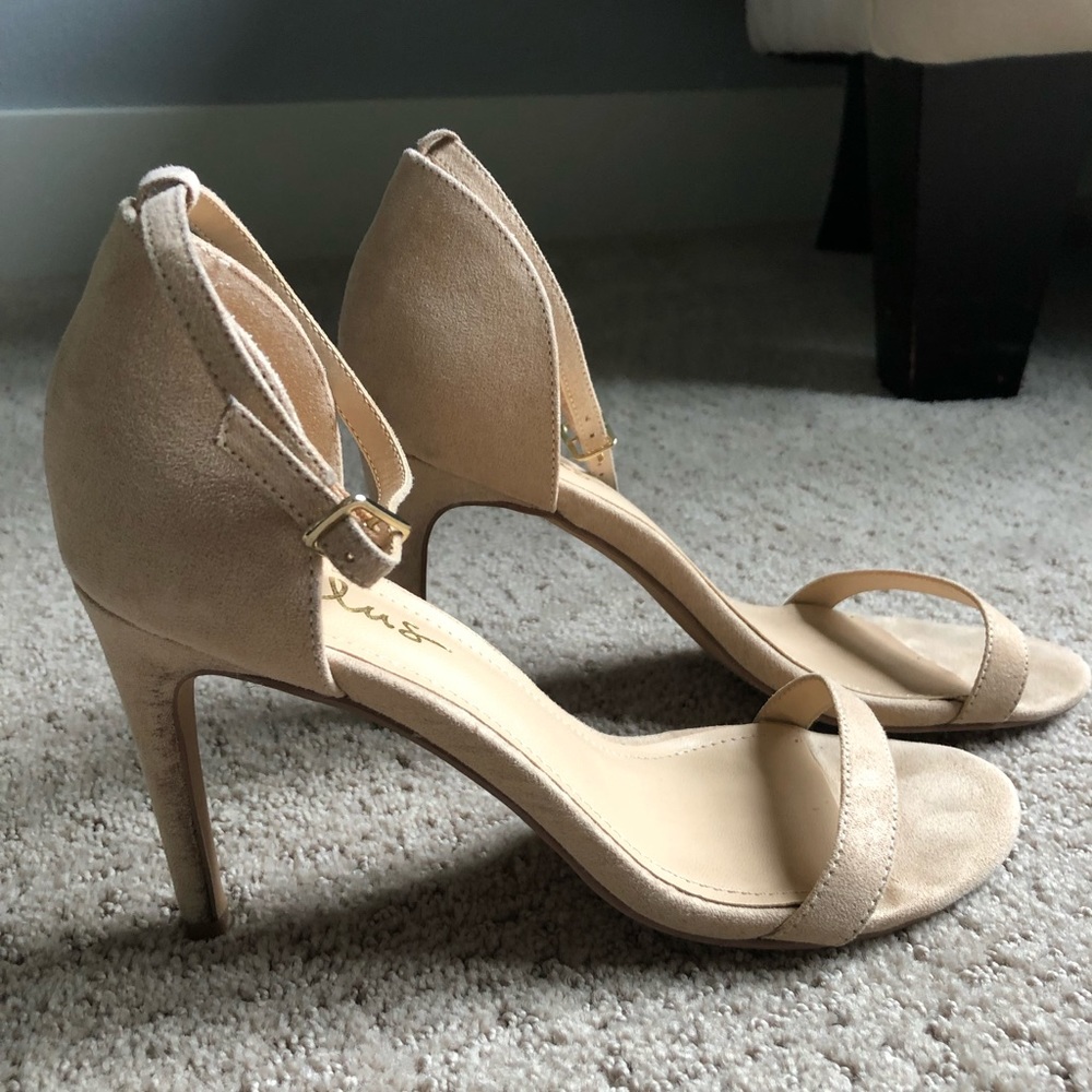 Lulu's Nude Heels